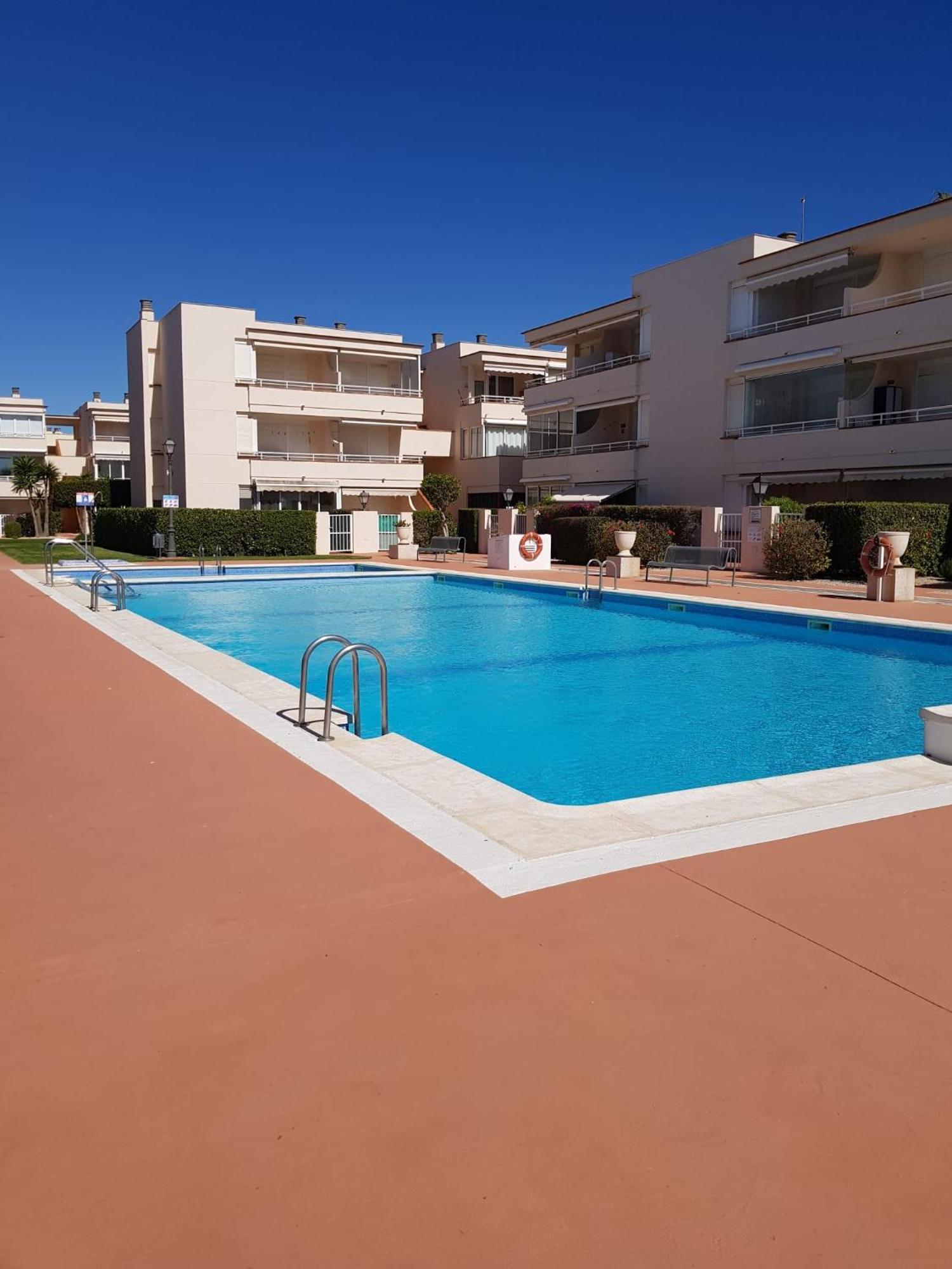 Apartment Vinaroz With Swimming Pools For 4 People Винарос Экстерьер фото
